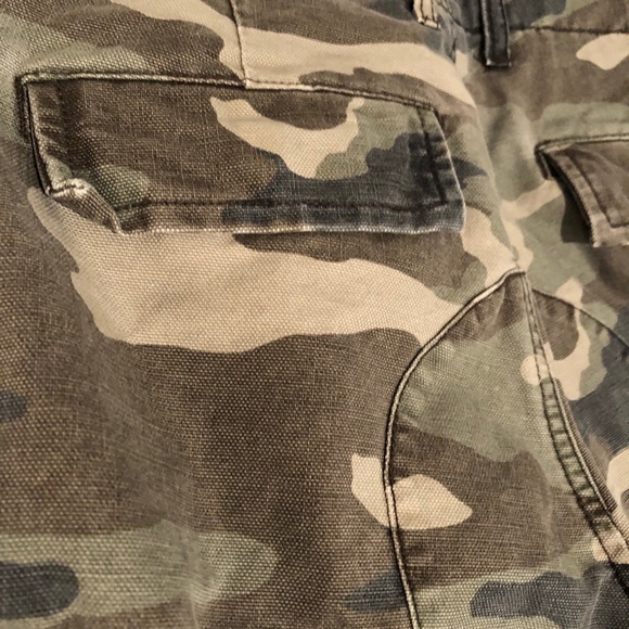 NWOT RVCA camo cargos - Picture 6 of 10